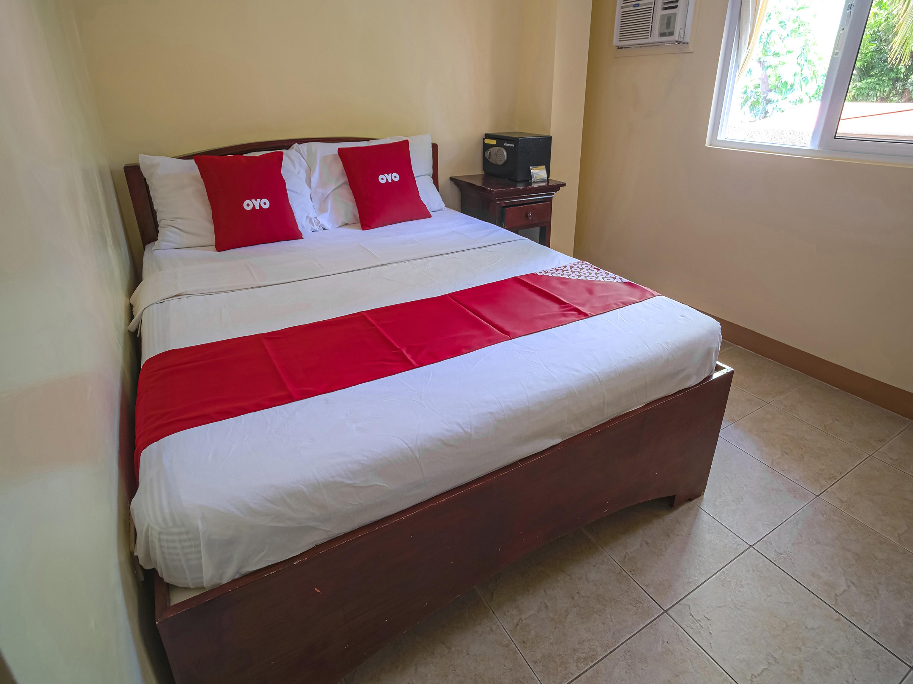 Casa D' Estrella Apartelle Balabag  Esterno foto