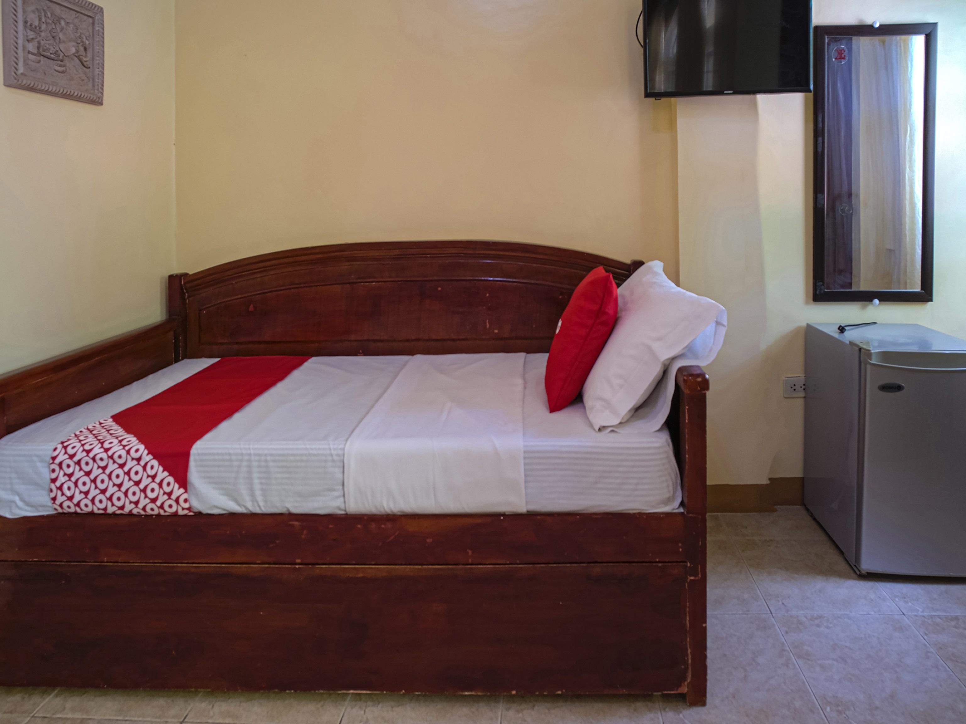Casa D' Estrella Apartelle Balabag  Esterno foto