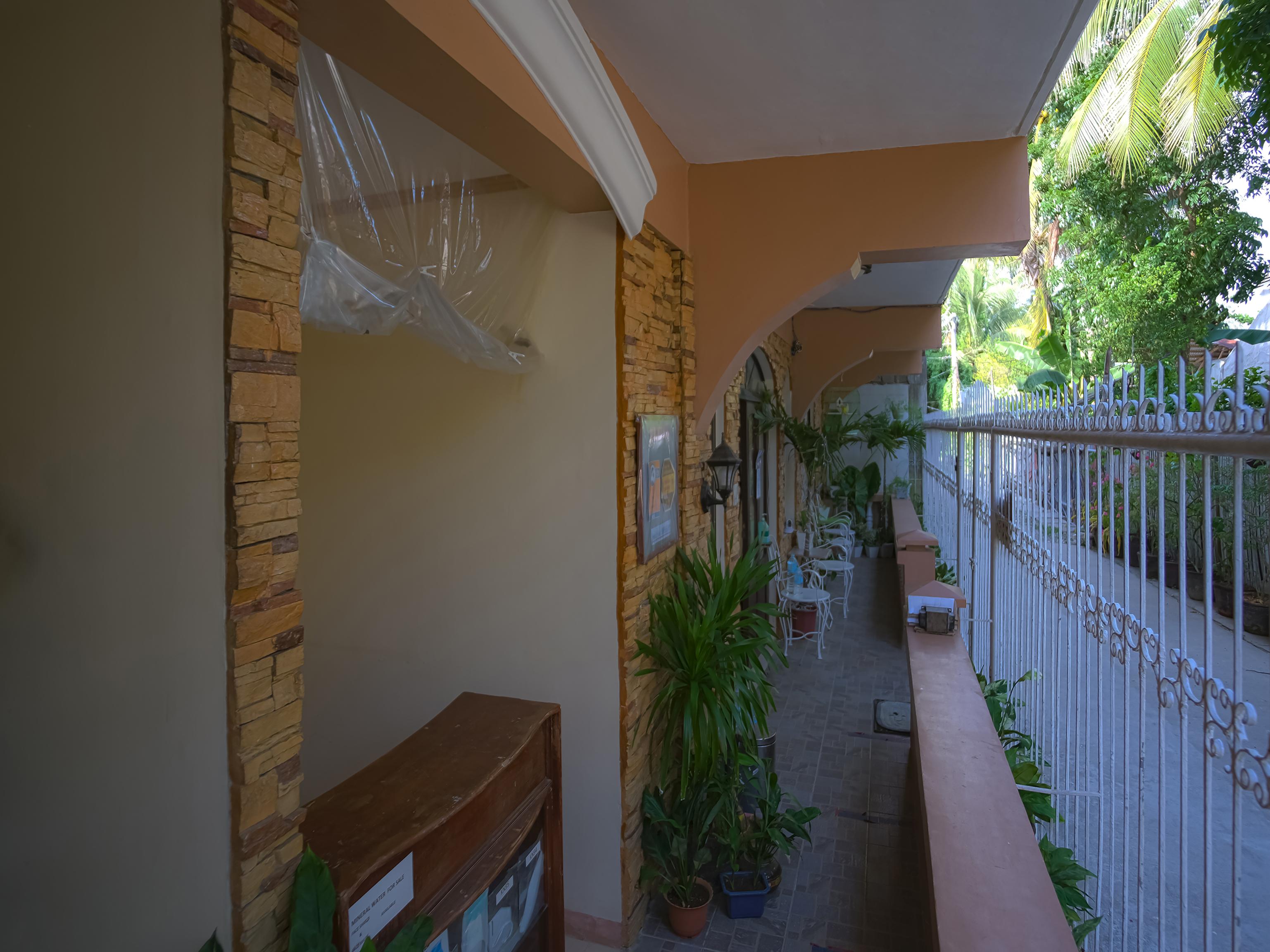 Casa D' Estrella Apartelle Balabag  Esterno foto